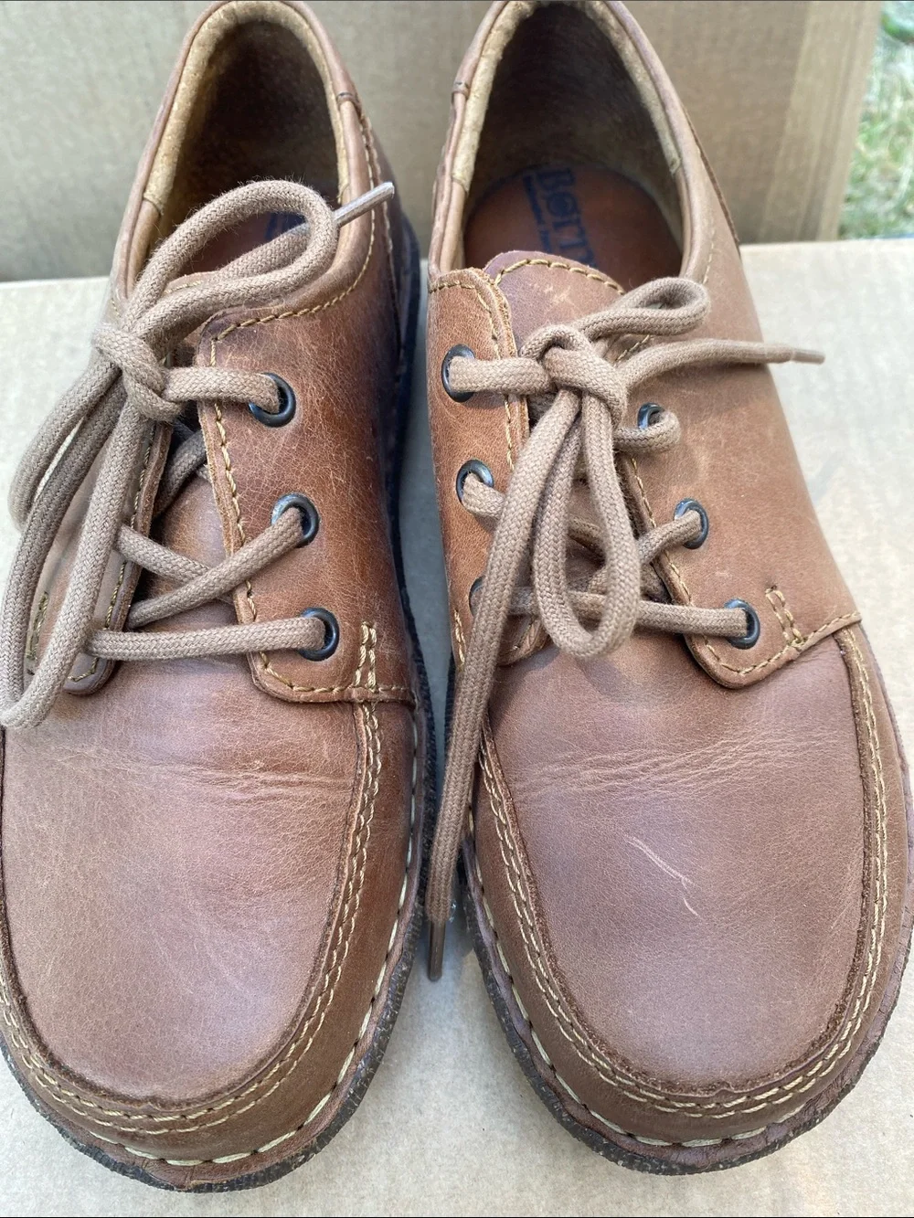 Born Brown Size 6 Leather Oxfords with Handcrafted Stitching Career Office